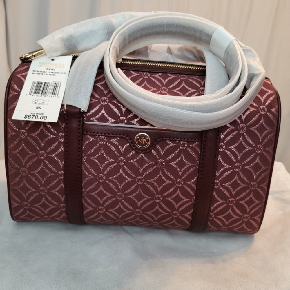 MICHAEL KORS MEDIUM DUFFLE SATCHEL
BAG COLOR OXBLOOD $678 retail NWT
